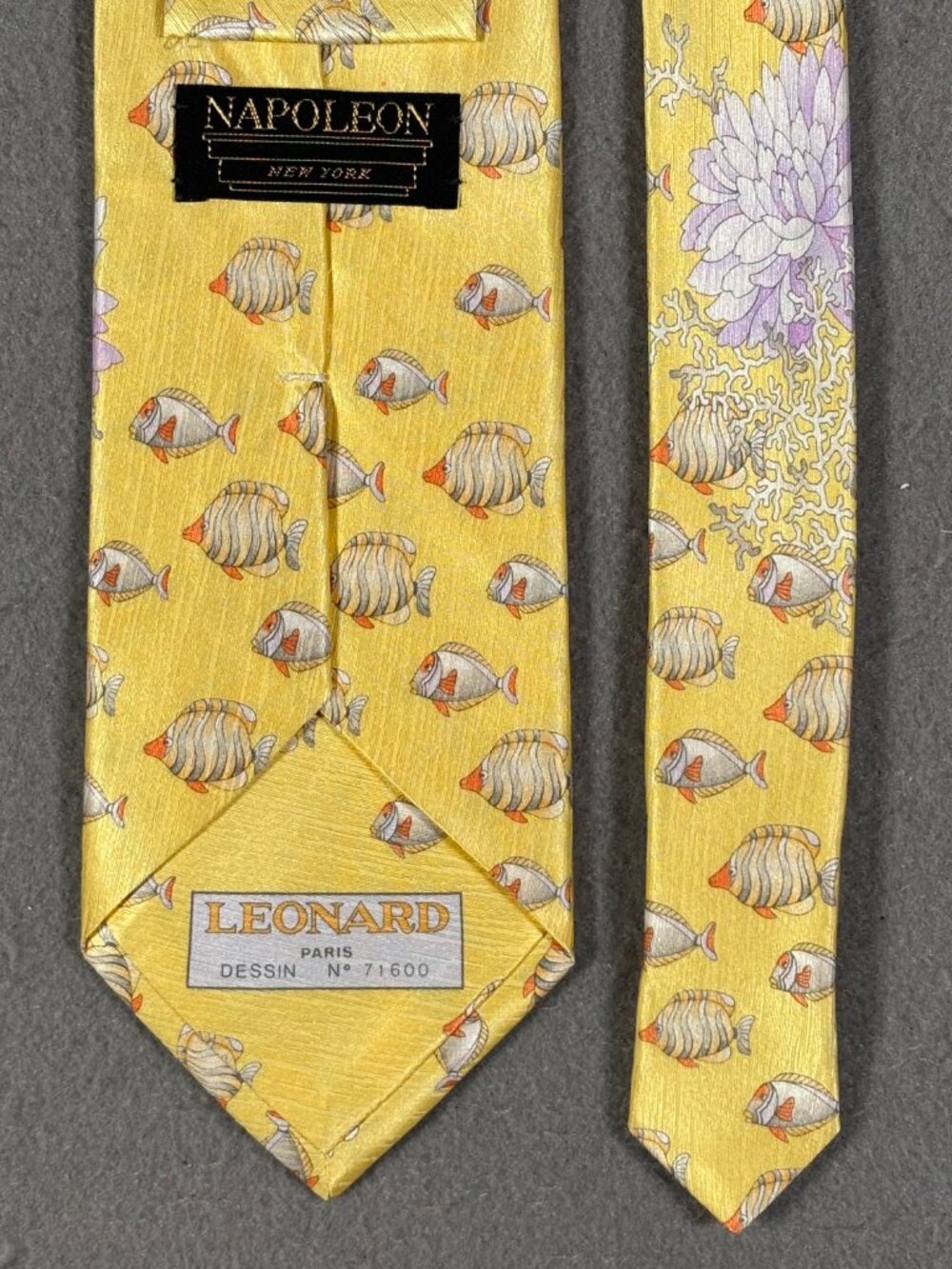Leonard Paris Silk Tropical Fish Coral Floral Tie Made in Italy - Picture 4 of 8